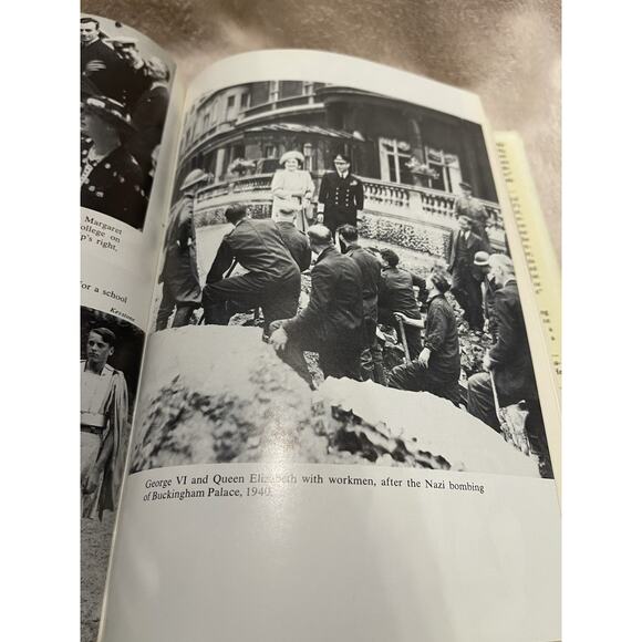 Majesty - Elizabeth II and the House of Windsor by Robert Lacey - 1977 HCDJ - Picture 13 of 13